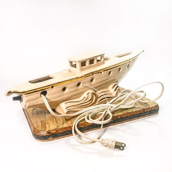 MCM Ceramic Sailboat TV Lamp Beige/Gold Detail 1950’s - Picture 11 of 12